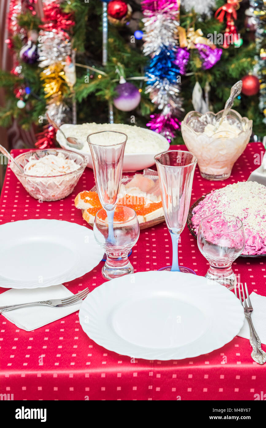 Tisch Tischdecke Hintergrund gekleidet Weihnachtsbaum Stockfoto