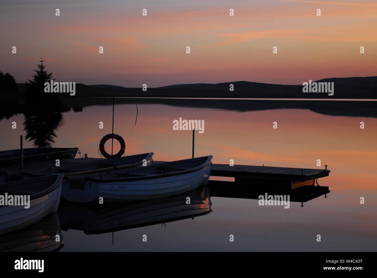 Abend Loch Glow Schottland Stockfoto