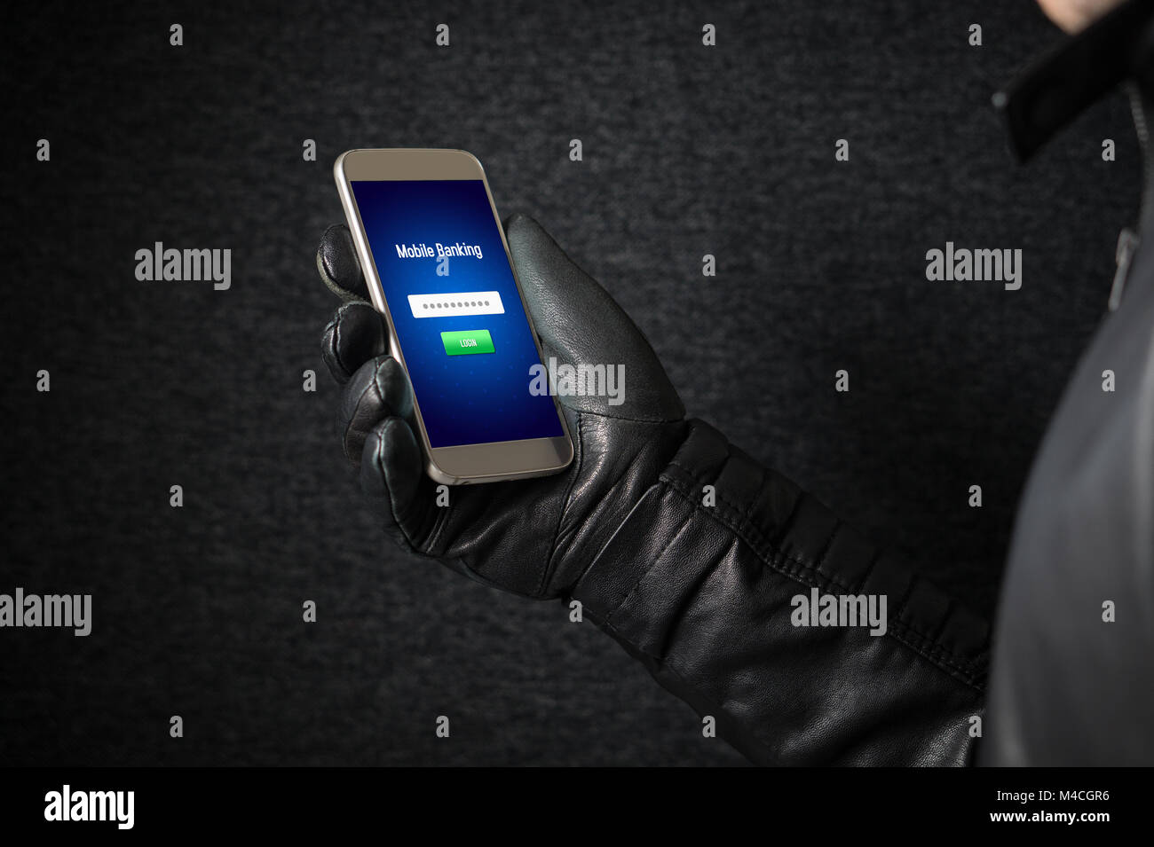 Mobile Banking hack und Cyber Security Konzept. Hacker und kriminelle Login für Personen online Bank Anwendung und Geld vom Konto stehlen mit Smartph Stockfoto