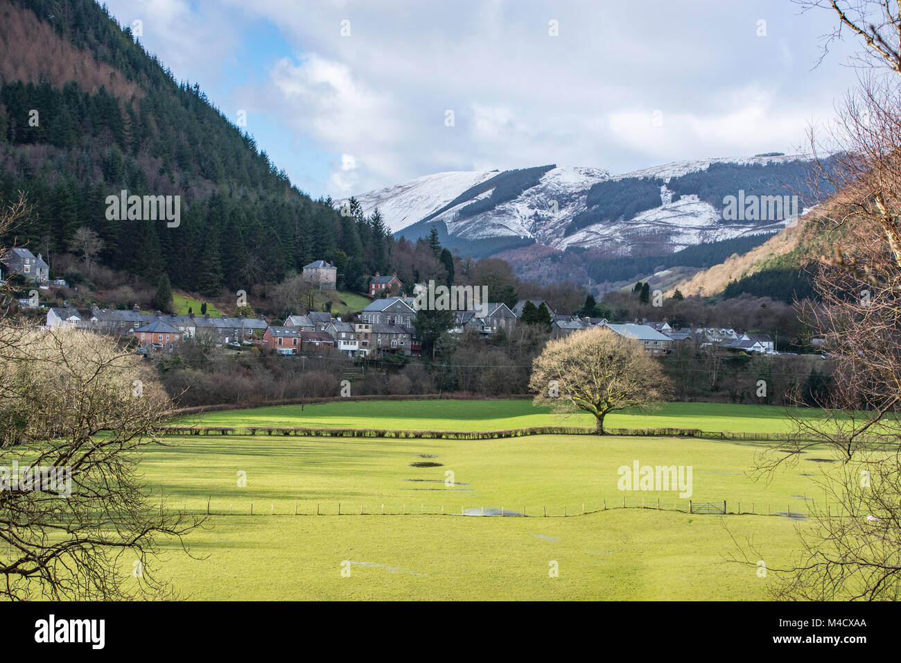 Foel dinas -Fotos und -Bildmaterial in hoher Auflösung – Alamy