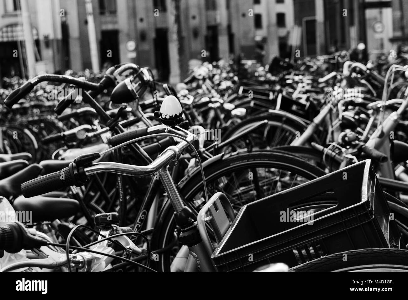Fahrrad Parkplatz in AMsterdam Stockfoto