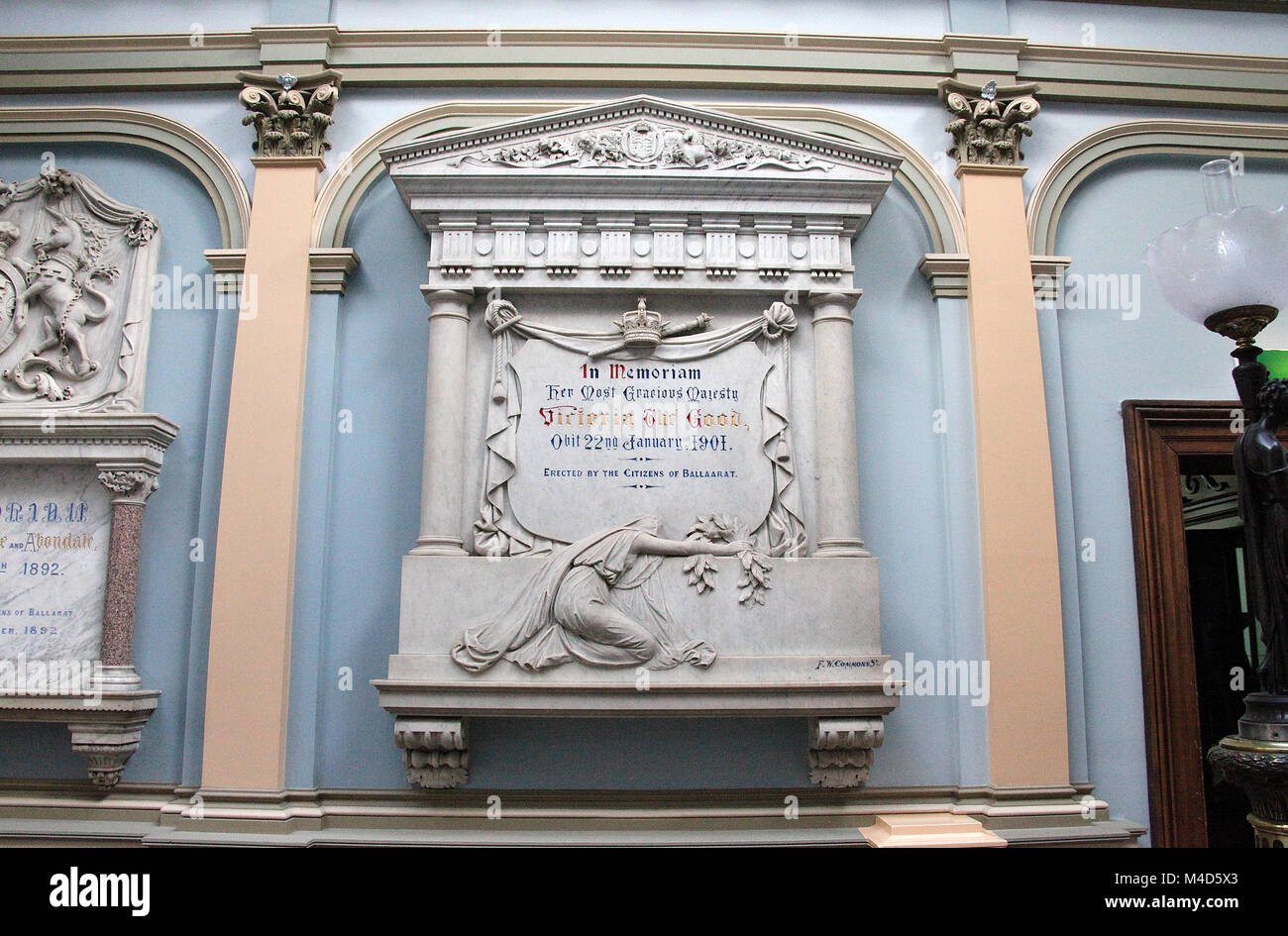 Queen Victoria Memorial Plaque in Ballarat Rathaus Stockfoto