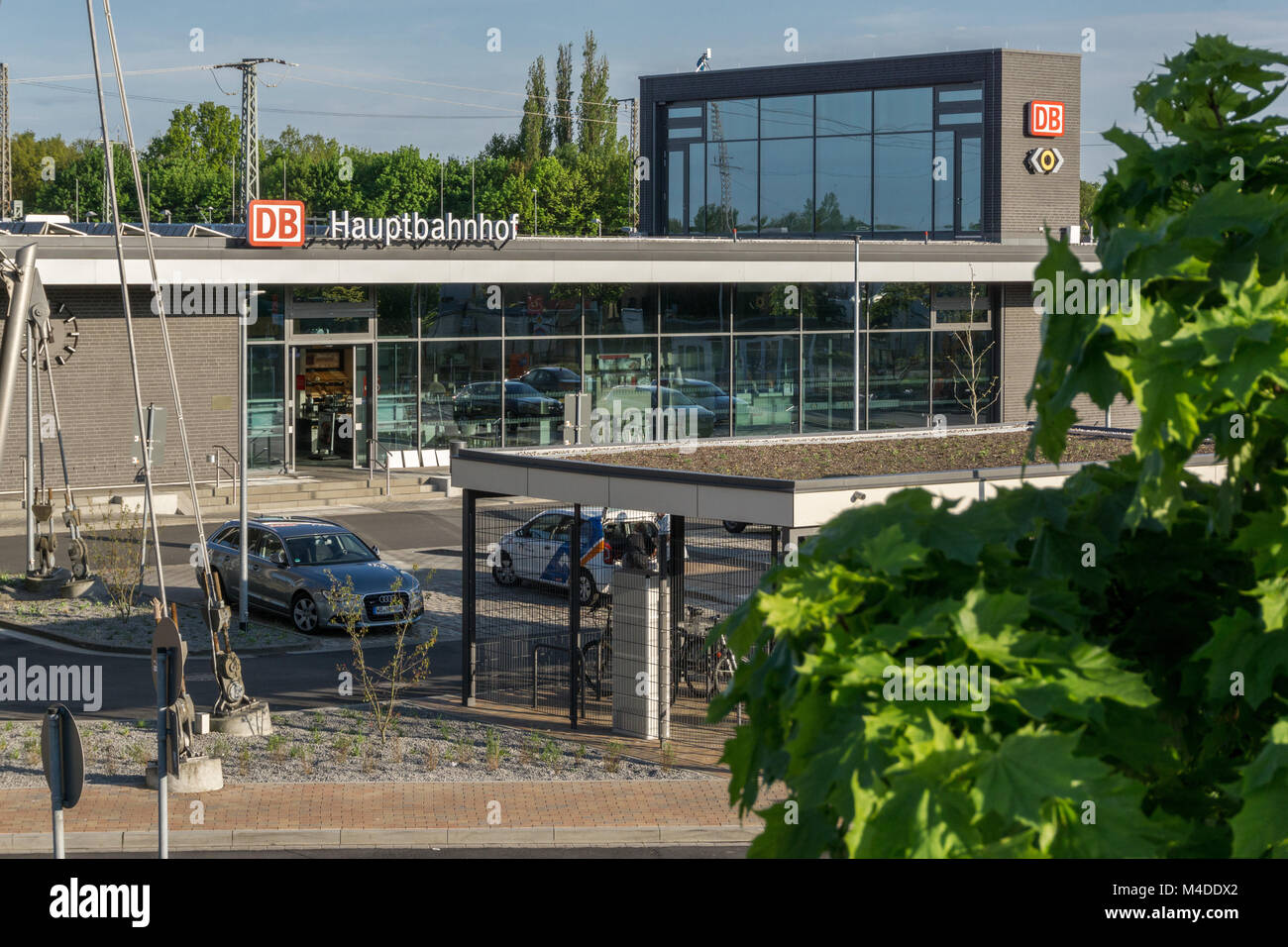 "Grüner Bahnhof Lutherstadt Wittenberg - eine nachhaltige Verkehrspolitik station Stockfoto