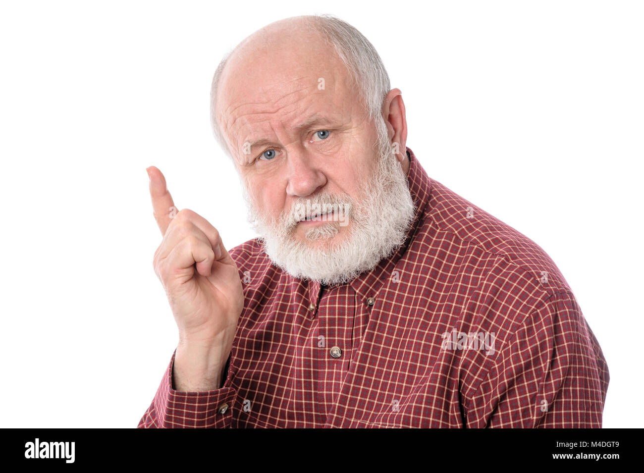 Älterer Mann zeigt Zeigefinger Geste, isoliert auf weißem Stockfoto