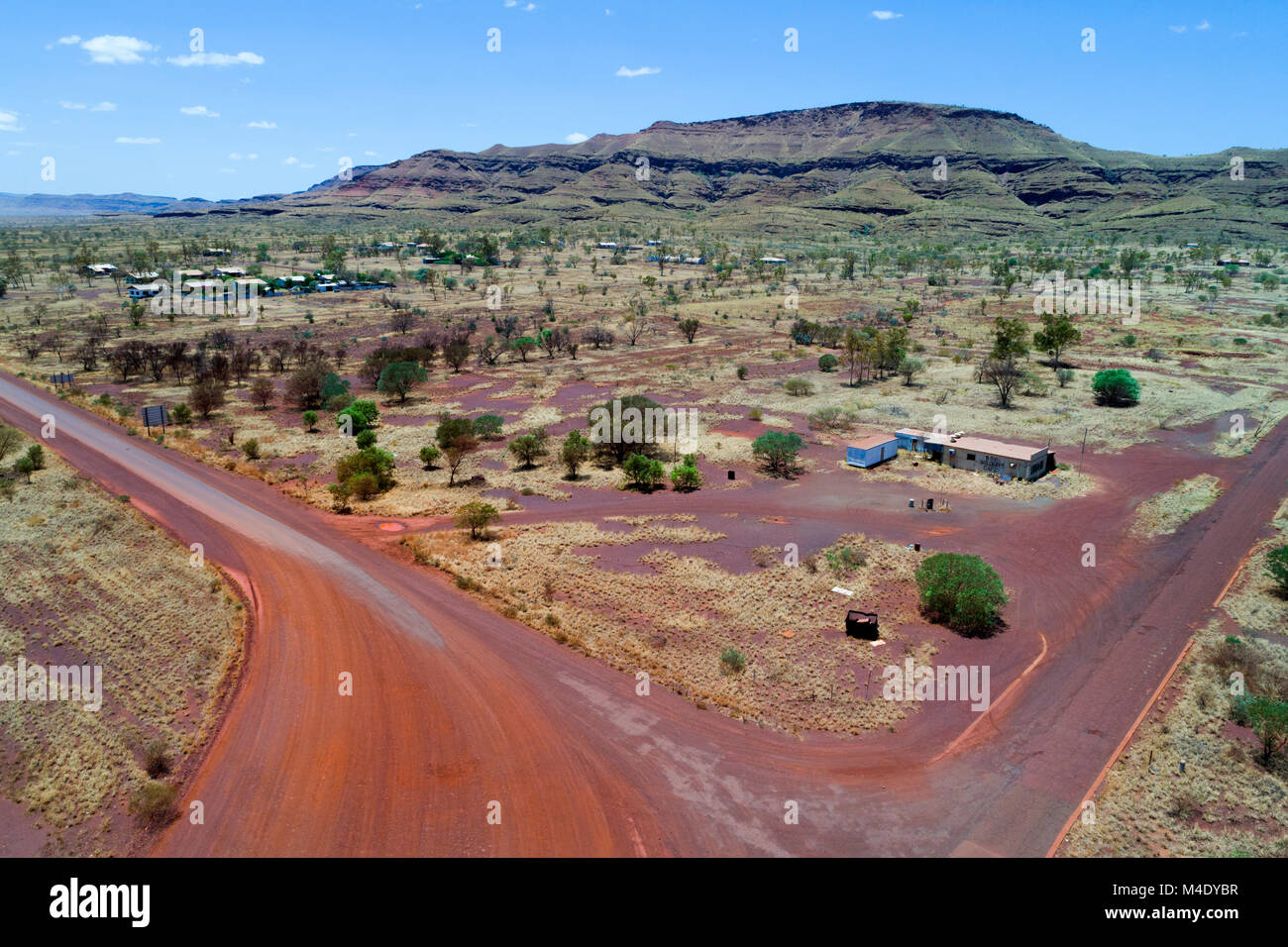 Blick aus der Vogelperspektive auf die verlassene Bergbaustadt Wittenoom, Pilbara, Westaustralien Stockfoto