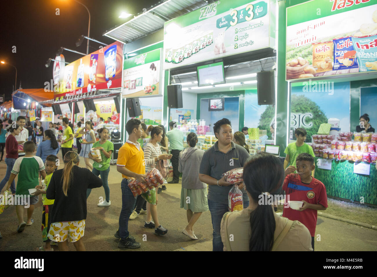 LAOS VIENTIANE Pha That Luang FESTIVAL MARKET Stockfoto