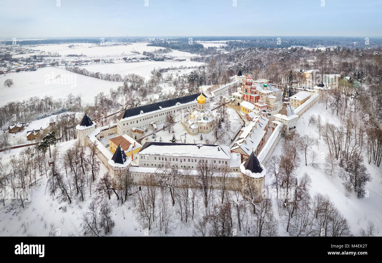 Luftaufnahme auf Savvino-Storozhevsky Monastery im Winter Tag, Zvenigorod, Moskau, Russland Stockfoto