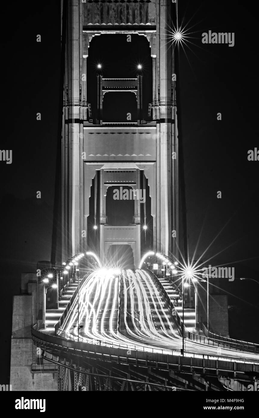 Golden Gate Bridge Abend pendeln Verkehr Stockfoto