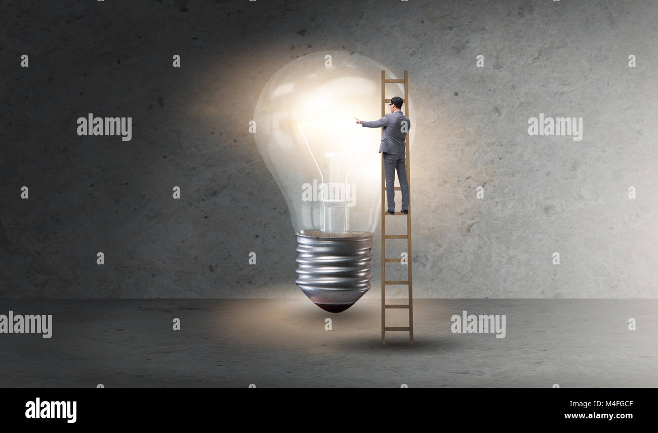 Man on the ladder lamp Fotos und Bildmaterial in hoher Auflösung Alamy