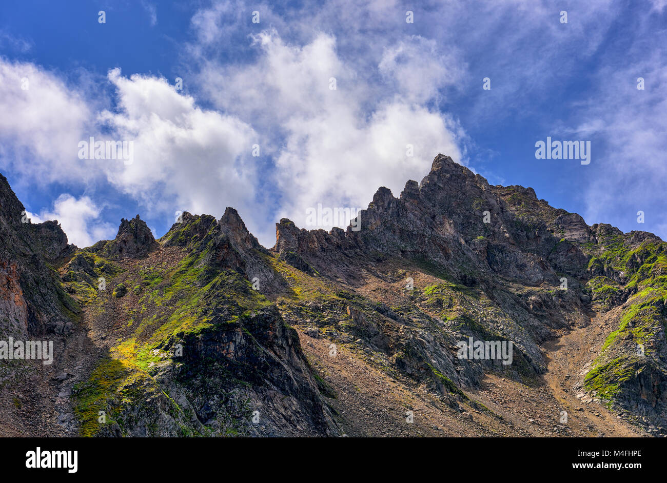 Berggipfel Bewitterung ausgesetzt sind, Erosion. Ostsajan. Sibirien. Russland Stockfoto