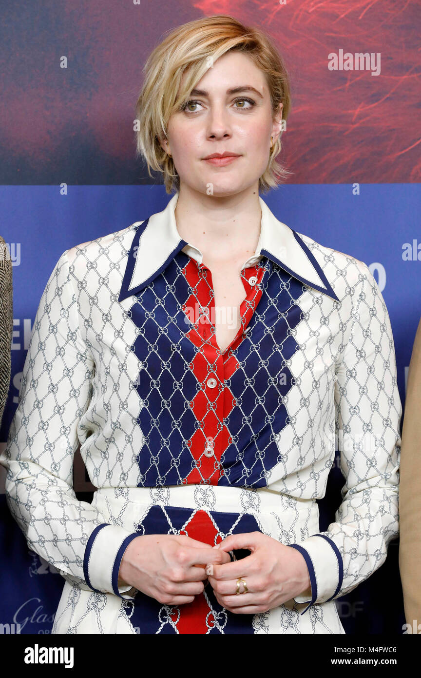 Greta Gerwig während der "Isle of Dogs" Pressekonferenz auf der 68. Internationalen Filmfestspiele Berlin/Berlinale 2018 im Hotel Grand Hyatt am 15. Februar in Berlin, Deutschland. Stockfoto