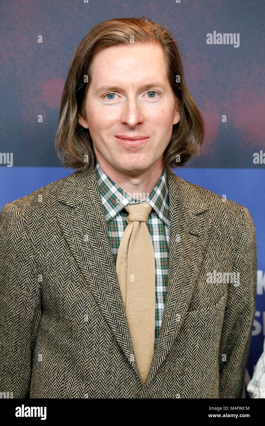 Wes Anderson während der "Isle of Dogs" Pressekonferenz auf der 68. Internationalen Filmfestspiele Berlin/Berlinale 2018 im Hotel Grand Hyatt am 15. Februar in Berlin, Deutschland. Stockfoto