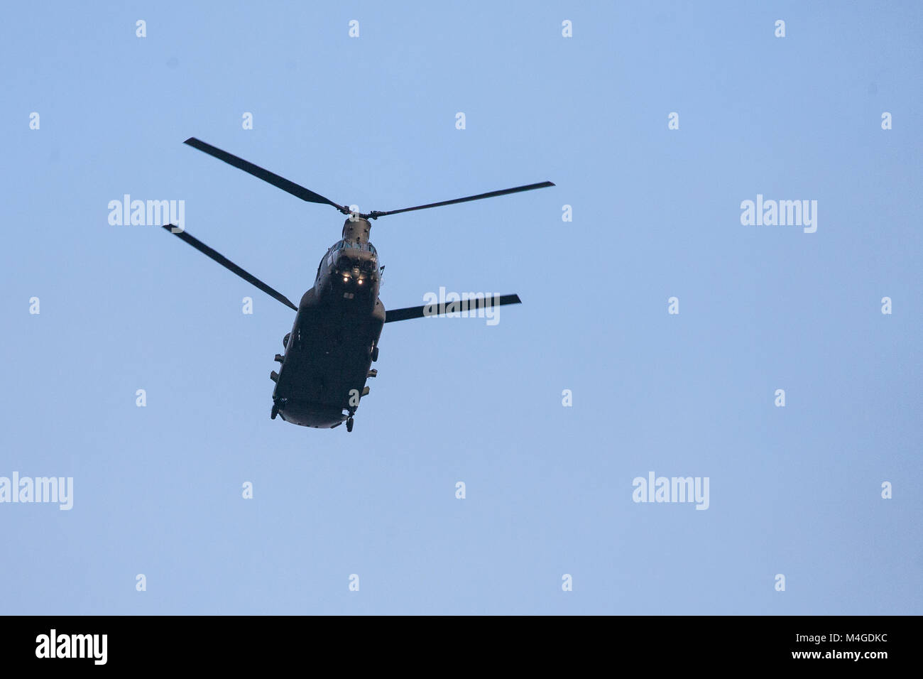 Tandem rotor helicopter Fotos und Bildmaterial in hoher Auflösung Alamy
