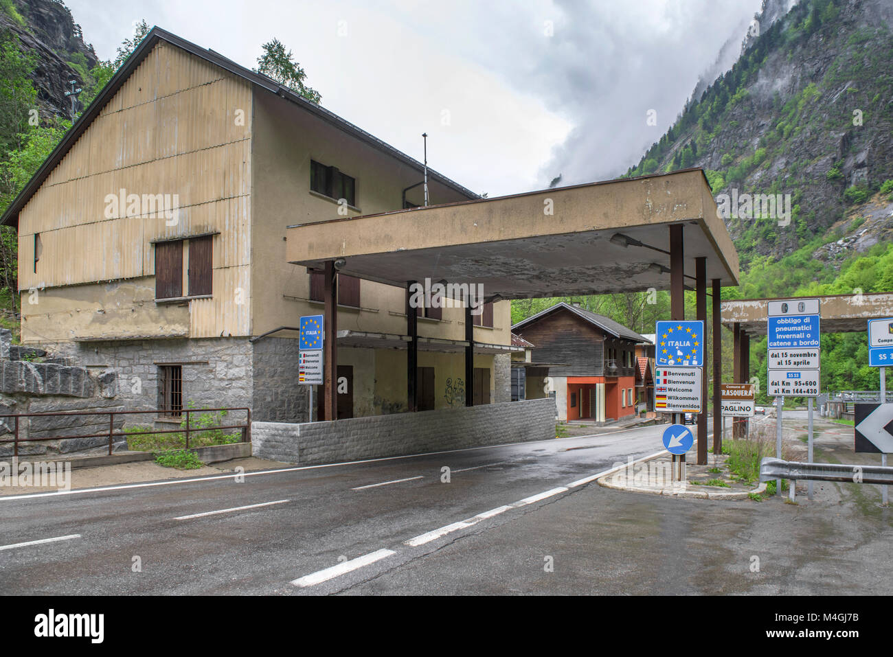 Schweizerisch-italienische Grenze bei Simplon Stockfoto