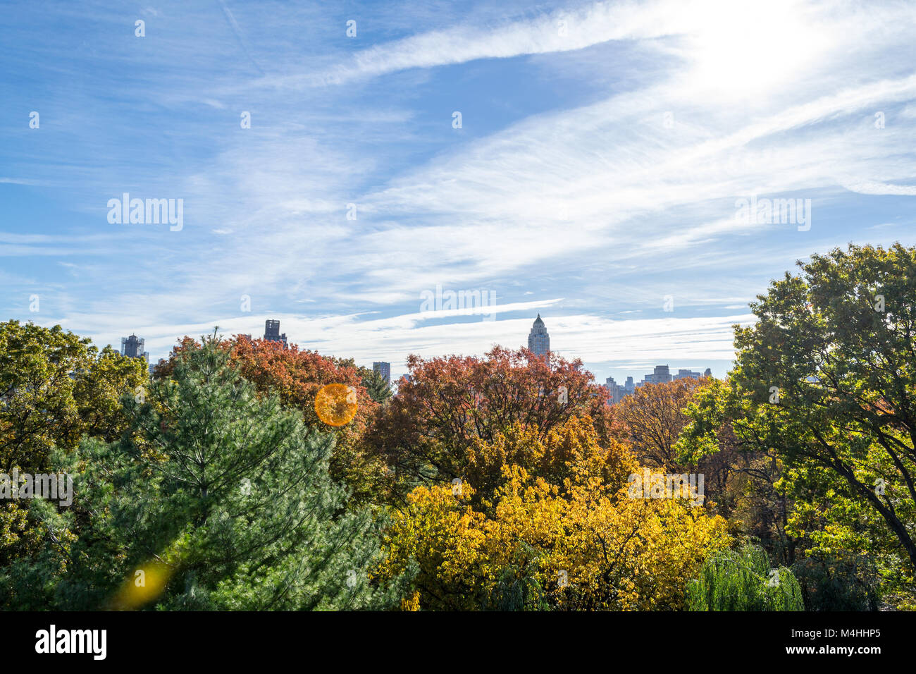 Schloss Belvedere im Central Park enthält die offizielle Wetterstation Stockfoto