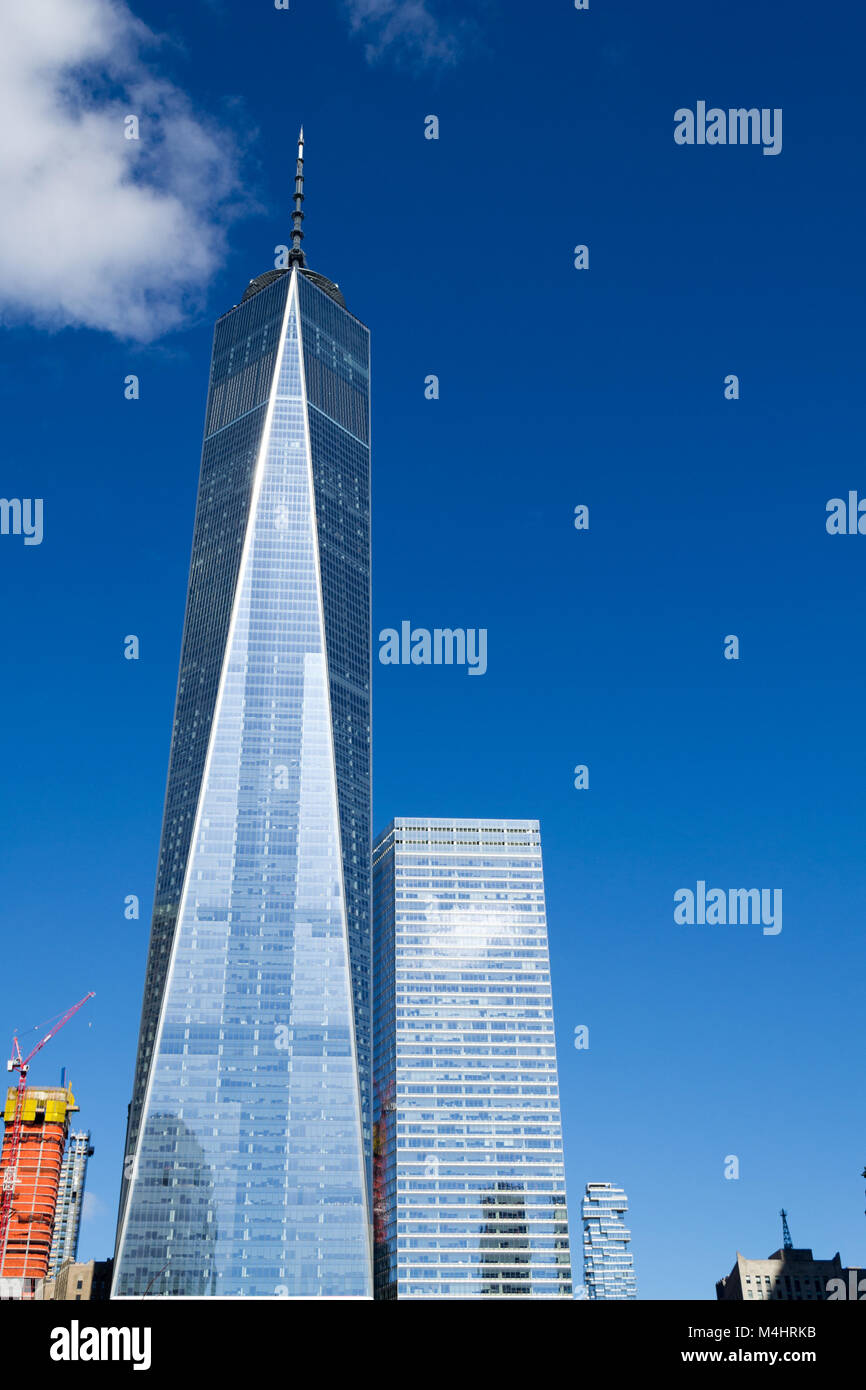 Das One World Trade Center im Finanzdistrikt von New York Stockfoto