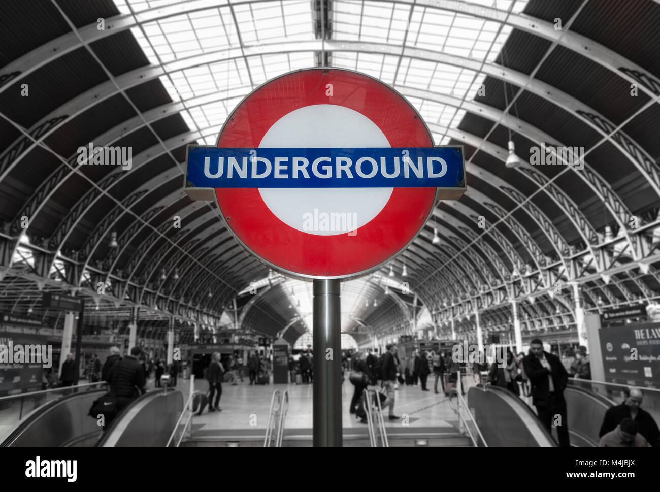 Londoner U-Zeichen an der Paddington Station, London, Vereinigtes Königreich Stockfoto