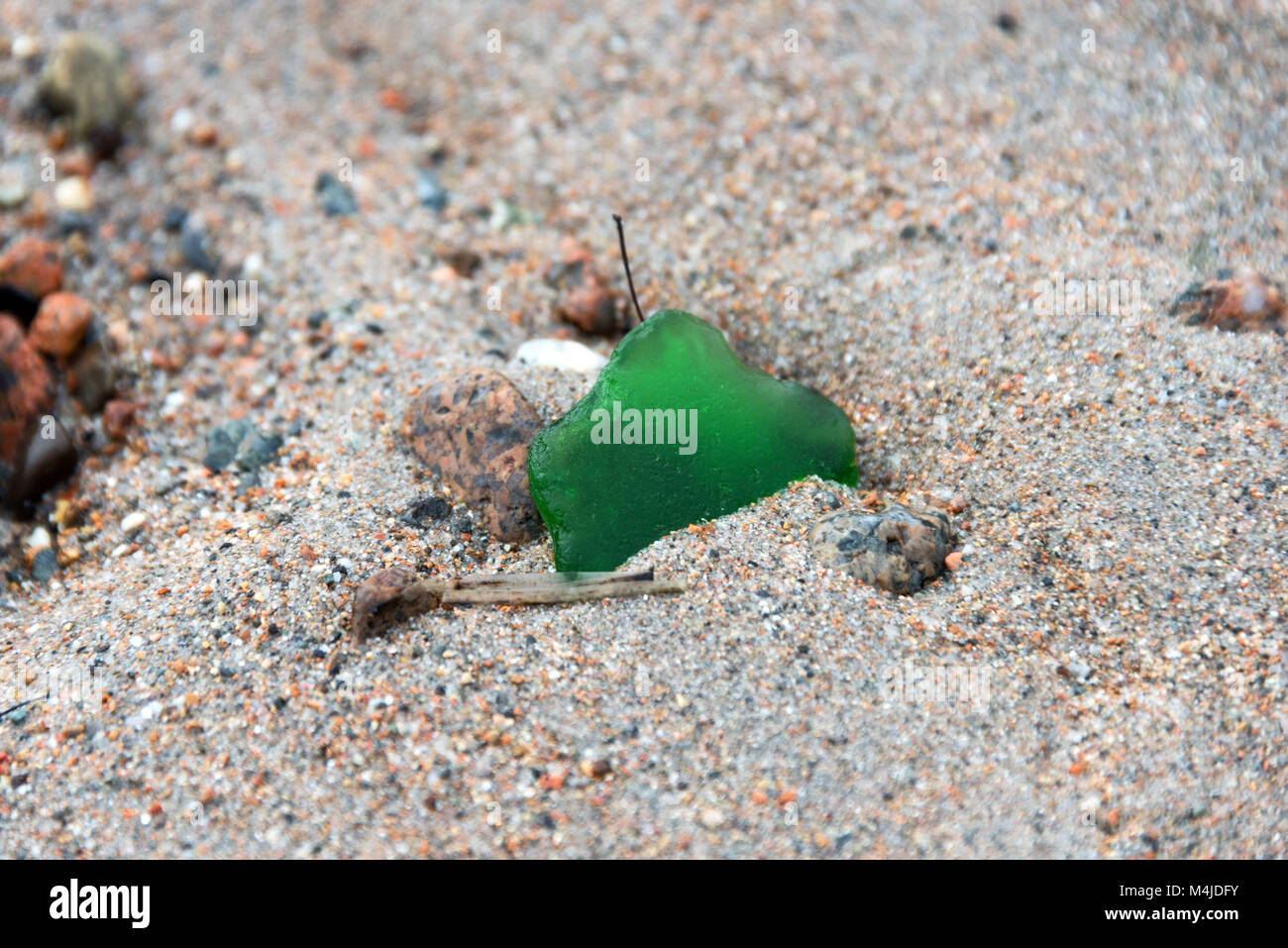 Smaragdgrünen Meer Glas gewaschen am Strand auf Seal Harbor, Maine. Stockfoto