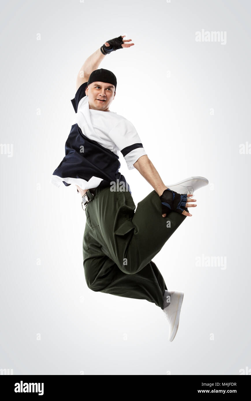 Hip-Hop-Tänzer springen, isoliert mit Clipping pach Stockfoto