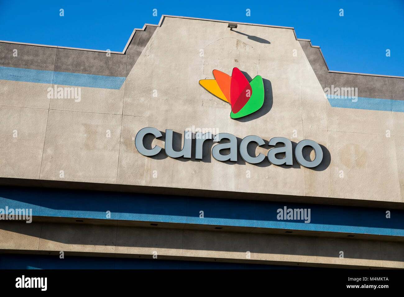 Ein logo Zeichen außerhalb eines Curacao Einzelhandelsgeschäft in Phoenix, Arizona, am 3. Februar 2018. Stockfoto