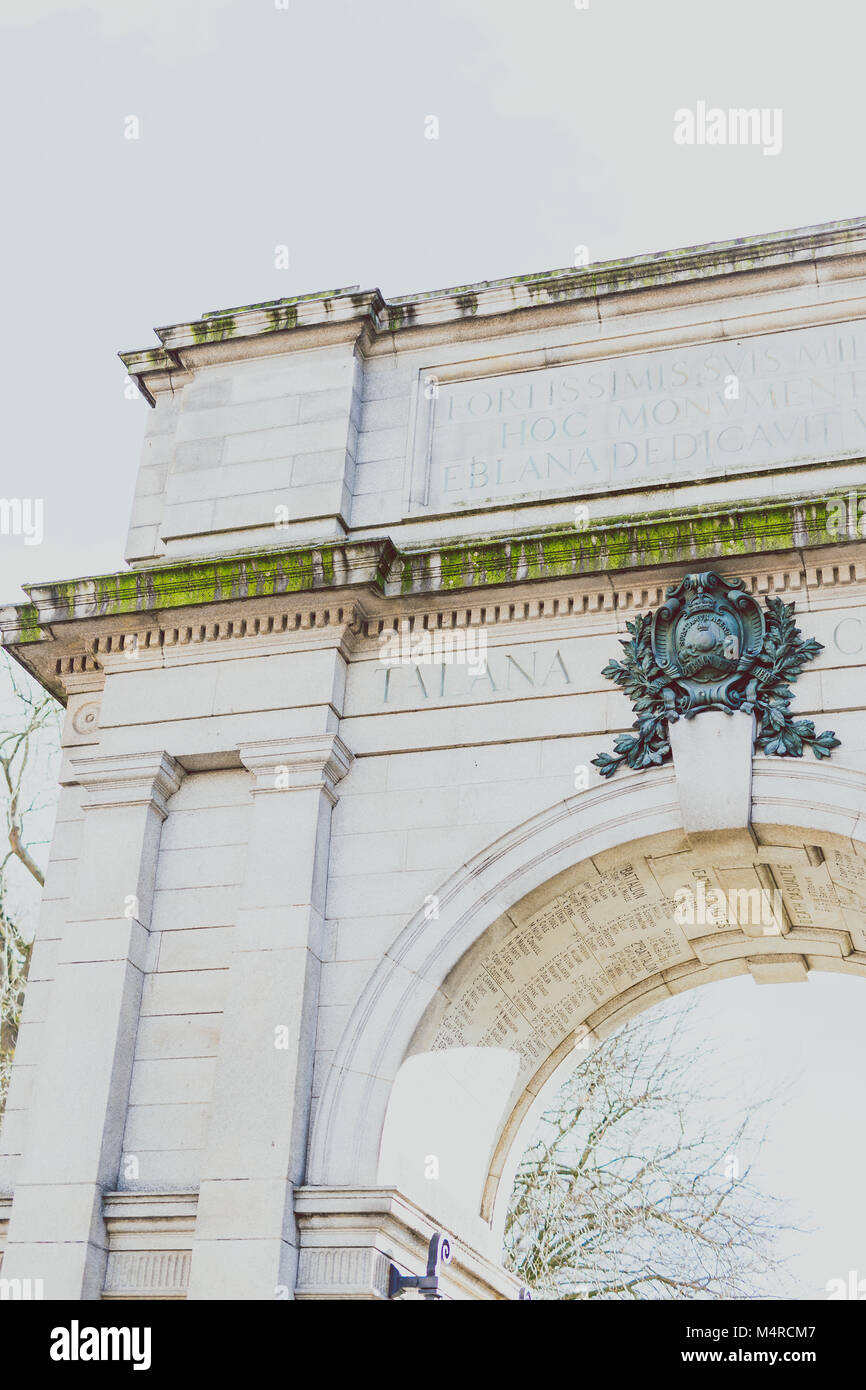 DUBLIN, Irland - 17 Februar, 2018: Die füsiliere Arch am Eingang von St. Stephen's Green in Dublin City Centre Stockfoto