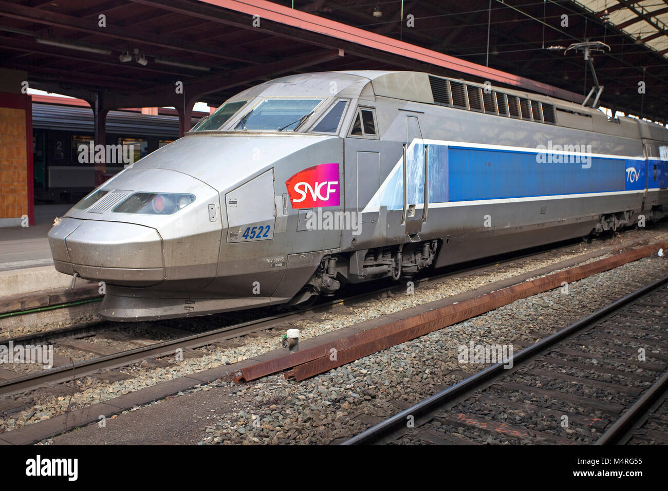 TGV, französischen Hochgeschwindigkeitszug am Bahnhof, Straßburg, Elsaß, Bas-Rhin, Frankreich, Europa Stockfoto