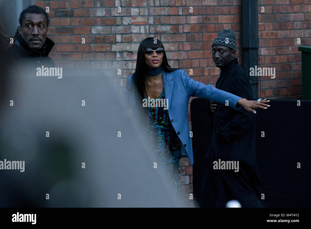 Ehemalige Anti-pelz Mitkämpfer (PETA) Naiomi Campbell kommt an Burberry London Fashion Week zeigen inmitten von großen Anti-pelz Protest Quelle: John Clarke/Alamy leben Nachrichten Stockfoto