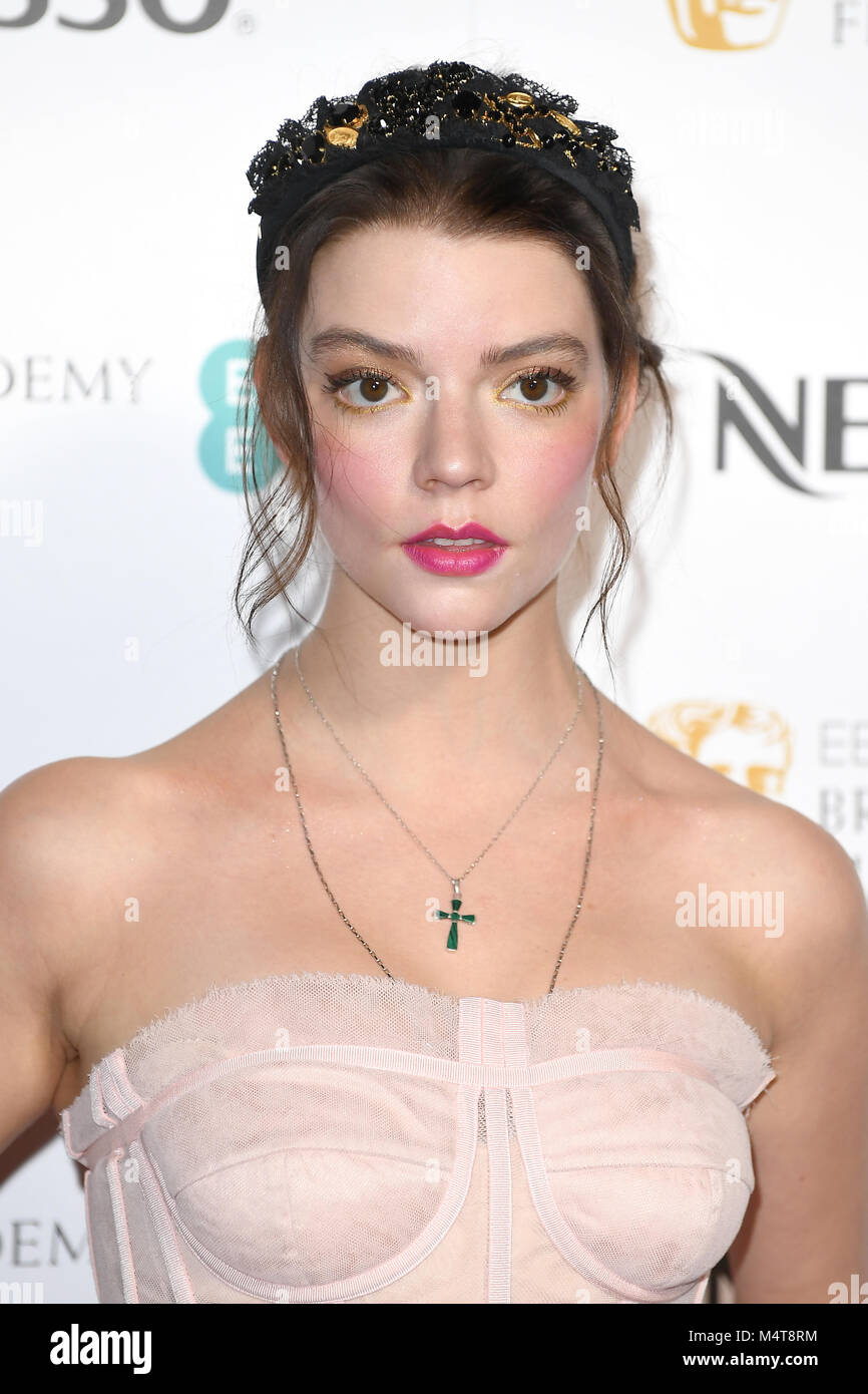 London, England. 17. Februar, 2018. Die amerikanische Schauspielerin Anya Taylor-Joy besucht die British Academy Film Awards Nominees Party im Kensington Palace in London, England. Credit: Paul Treadway/Alamy leben Nachrichten Stockfoto