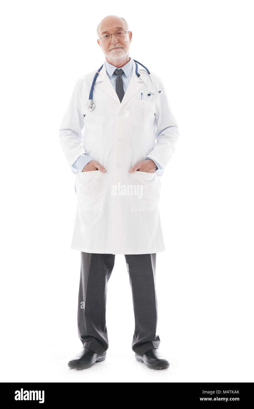 In voller Länge Portrait von Reifen Arzt isoliert auf weißem Hintergrund Stockfoto