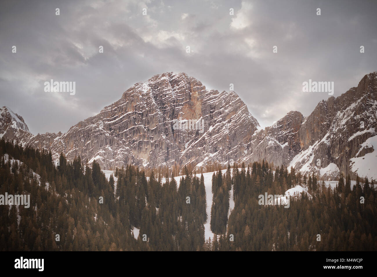 Winter alpine Bergwelt Stockfoto