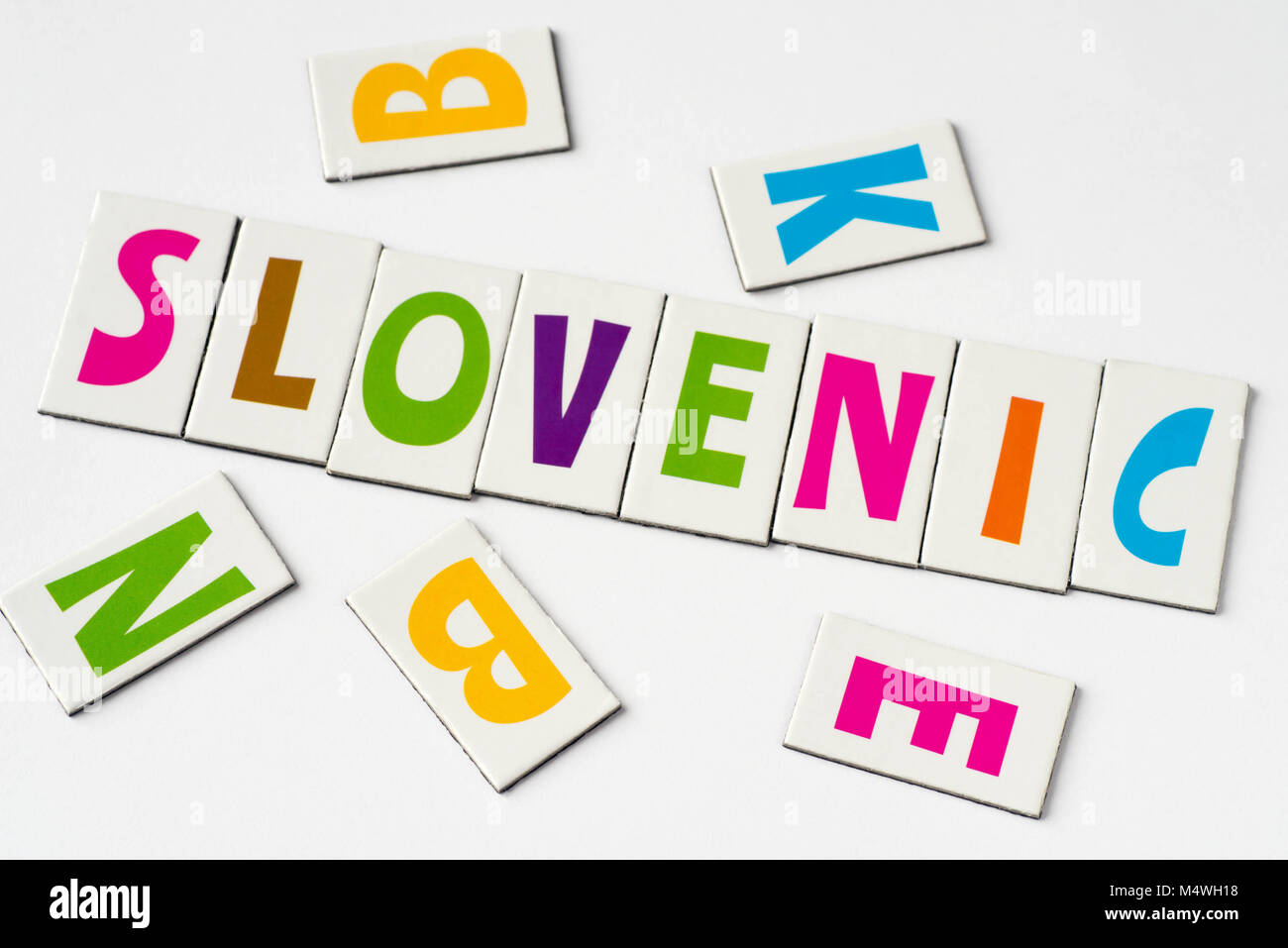 Wort Slovenic aus bunte Buchstaben auf weißem Hintergrund Stockfoto