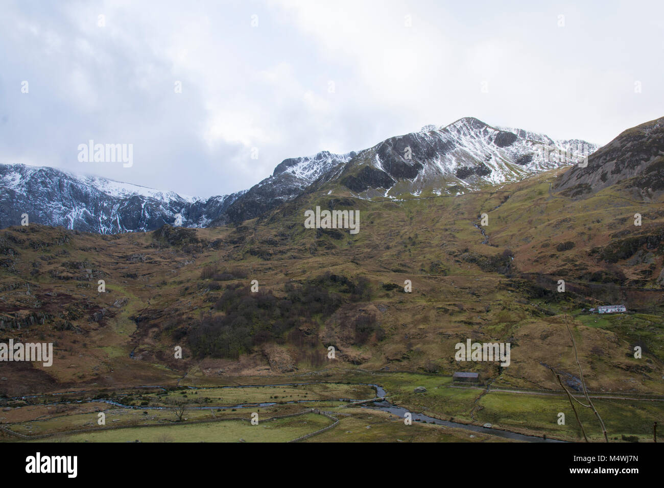Ogwen Valley Gwynedd im Winter Nationalpark Snowdonia Wales. Stockfoto