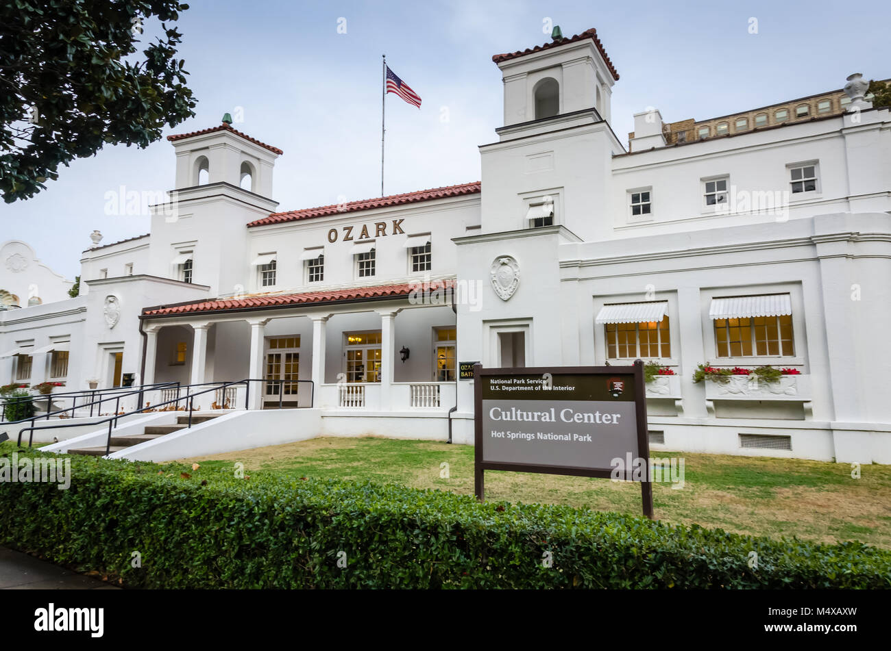 Hot Springs, AR, USA. Ozark Badehaus, eine spanische Colonial Revival Stil Gebäude errichtet 1922, jetzt Teil von Hot Springs Nationalpark. Stockfoto