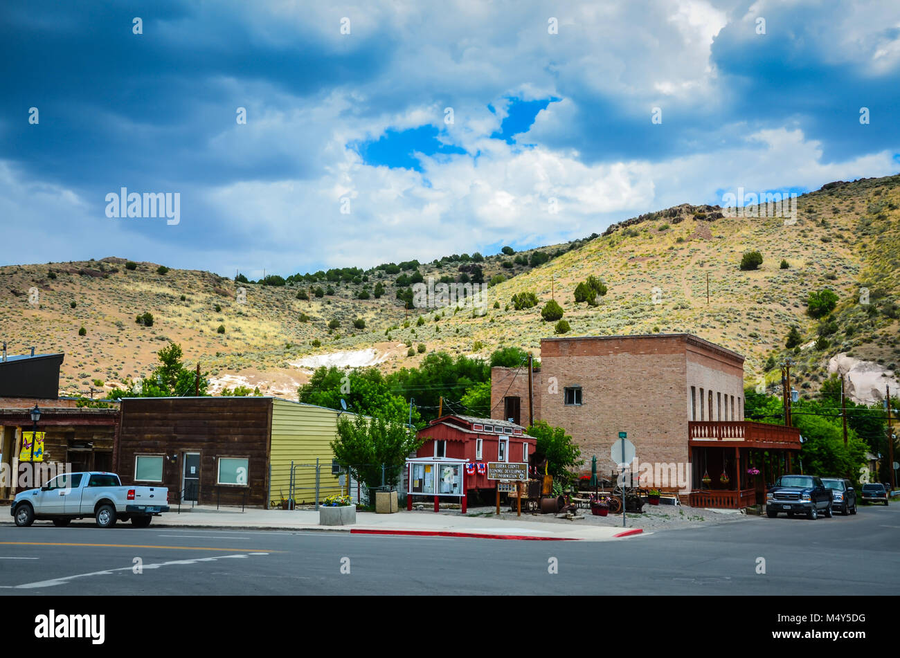 Die Stadt Eureka, Nevada, einst eine blühende Bergbaustadt, verfügt nun über eine Bevölkerung von 610 auf der einsamsten Highway in Nevada. Stockfoto