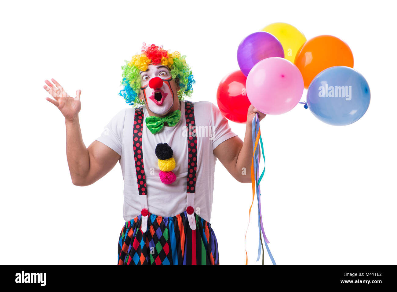 Lustiger Clown mit Luftballons isoliert auf weißem Hintergrund ...