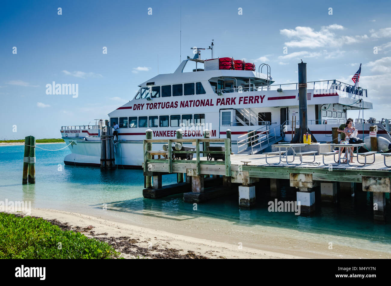 Yankee Freedom Fähre angedockt in Dry Tortugas National Park in den Florida Keys. Stockfoto