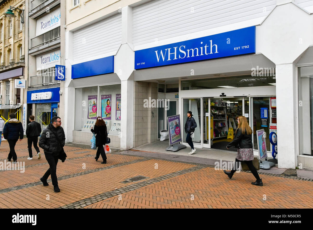 Bournemouth, Dorset, Großbritannien. 19. Februar 2018. WH Smith in der Innenstadt von Bournemouth. Foto: Graham Jagd-/Alamy Leben Nachrichten. Stockfoto