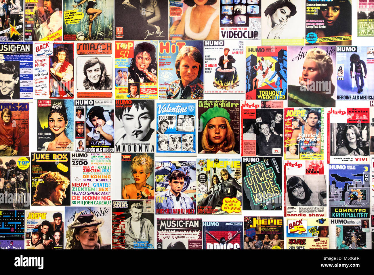 Sammlung von alten Abdeckungen der Internationalen Musik Zeitschriften/Supermarkt tabloids Stockfoto