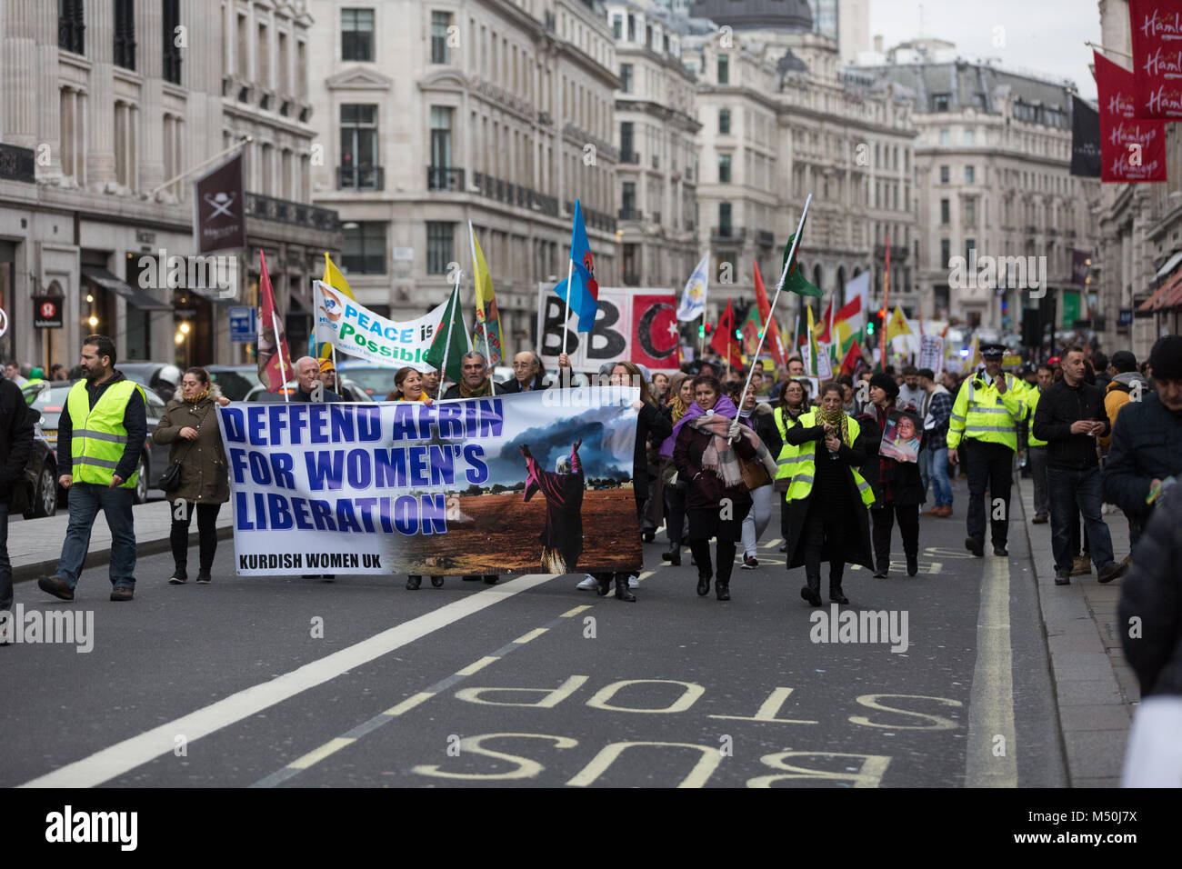 Verteidigen Afrin für die Befreiung der Frauen März in London Februar 2018 Stockfoto