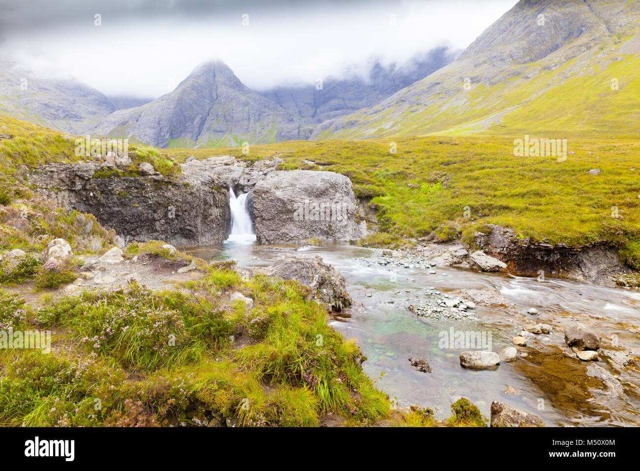 Fairy Pools Panoramablick auf die Wasserfälle Skye islalnd Schottland Stockfoto