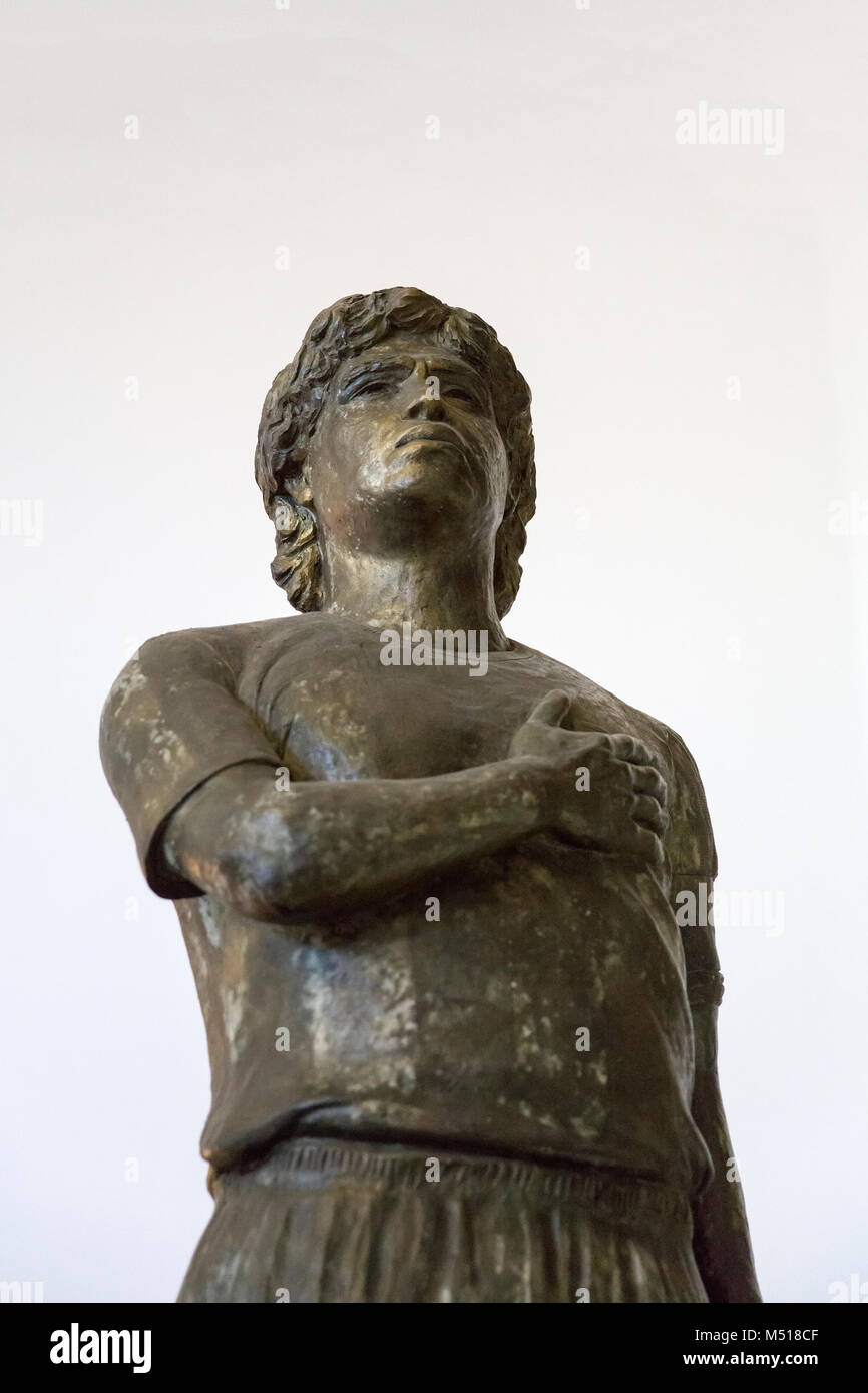 Boca Maradona Statue Stockfotos Und Bilder Kaufen Alamy