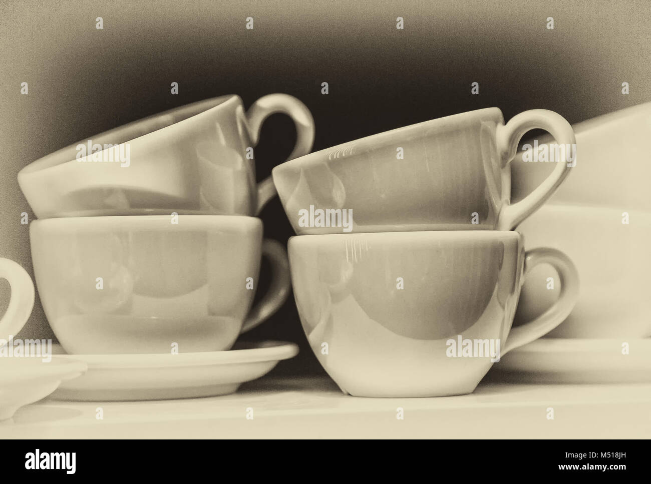 Weiße Tassen, Geschirr Stockfoto