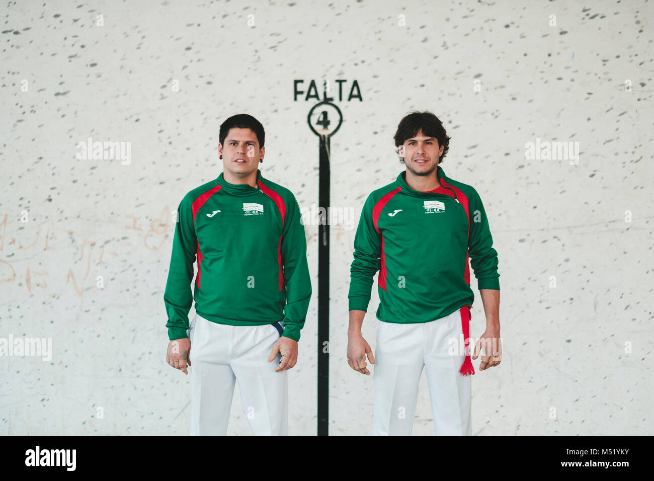 Porträt von zwei baskische Pelota Spieler, Pamplona, Navarra, Spanien Stockfoto