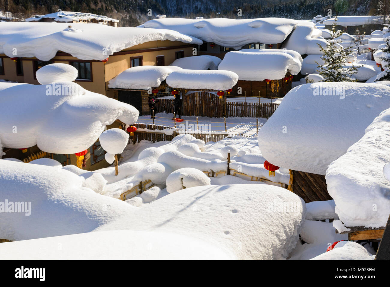 Schnee Stadt Xue Xiang In Heilongjiang Bietet China Chinas Wirklich Winter Wonderland suber Anzeigen Gibt Es Ein Marchen Surreale Erfahrung Stockfotografie Alamy
