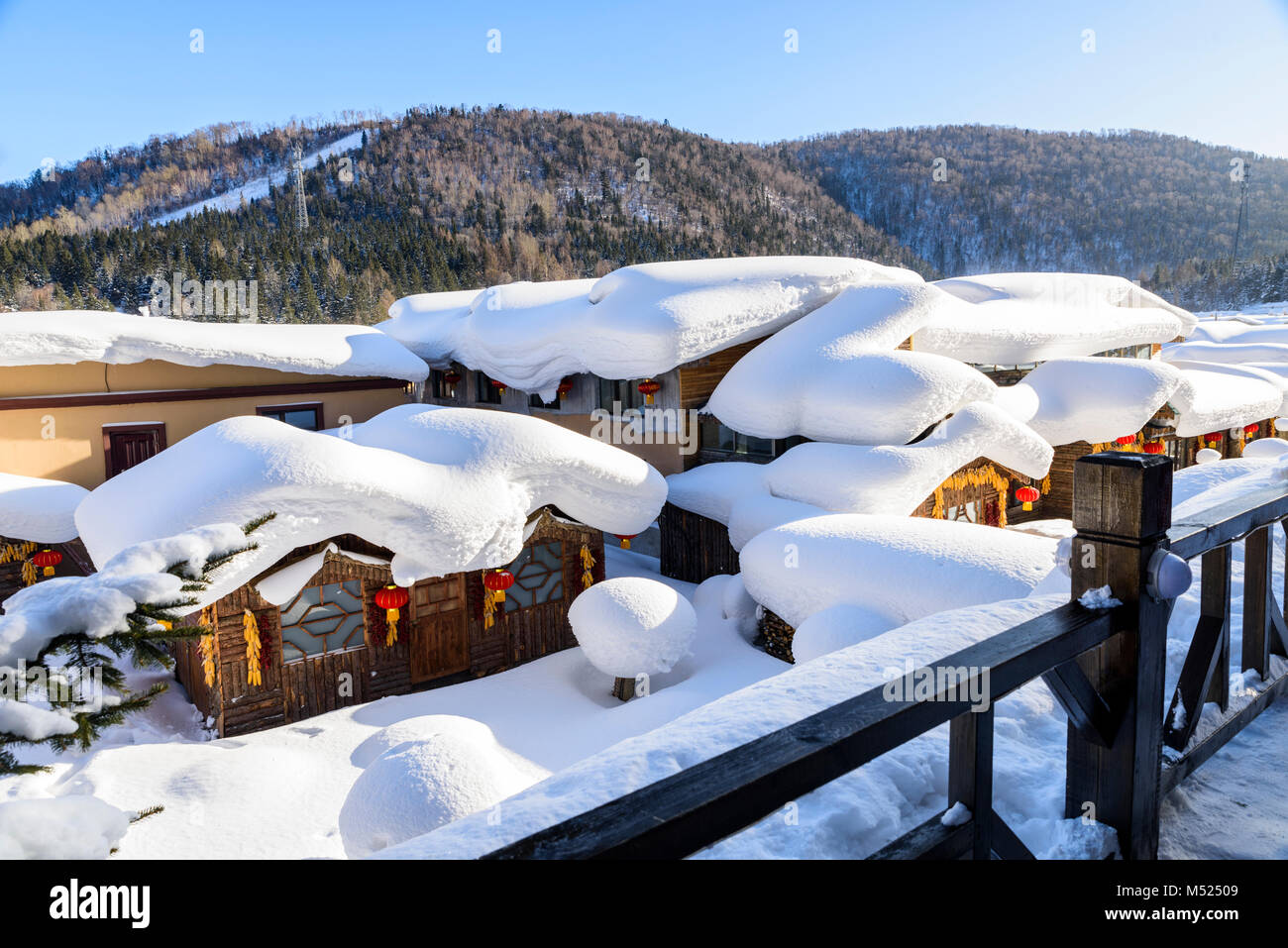 Schnee Stadt Xue Xiang In Heilongjiang Bietet China Chinas Wirklich Winter Wonderland suber Anzeigen Gibt Es Ein Marchen Surreale Erfahrung Stockfotografie Alamy