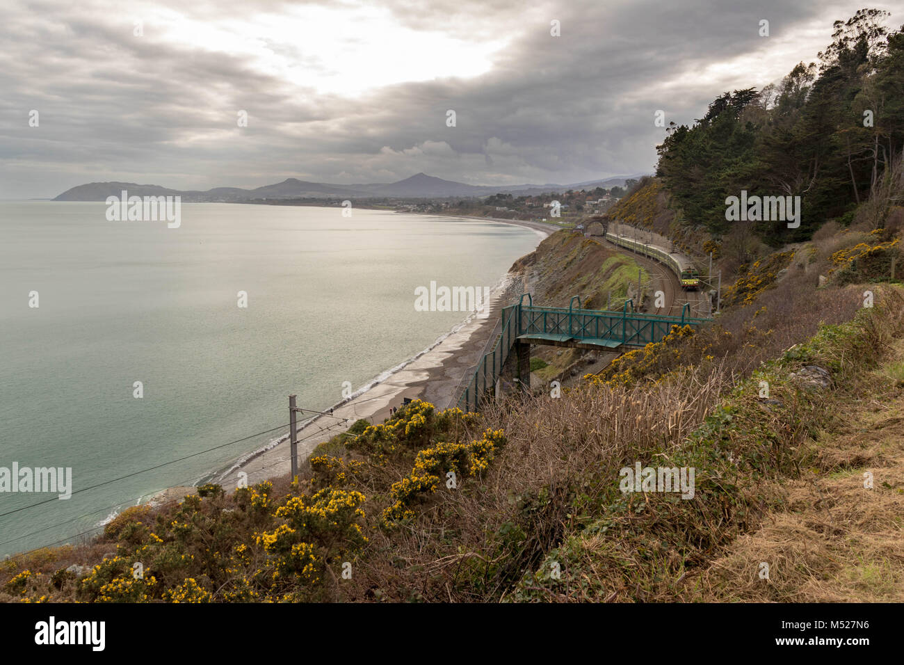 Eine Ansicht von Killiney Bucht und White Rock, Dublin. Stockfoto