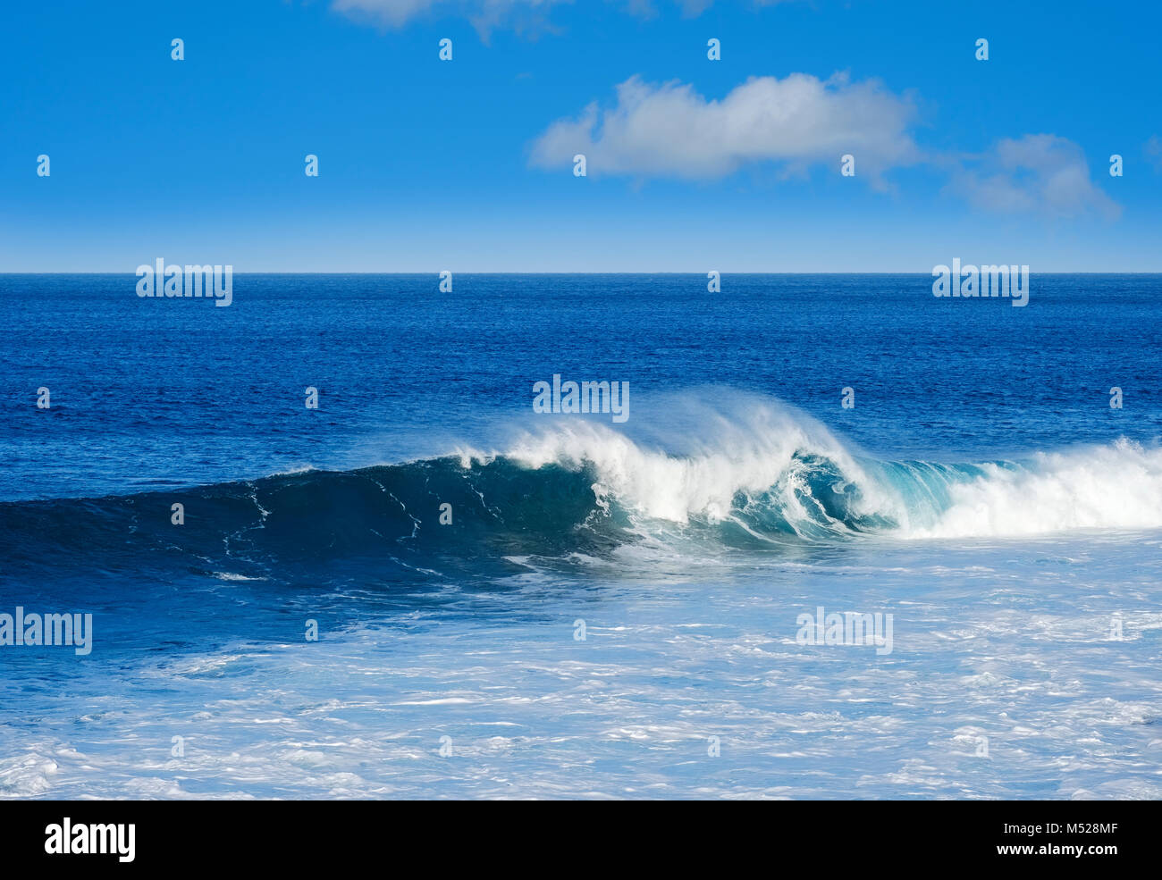 Brechende Welle, Atlantik, La Gomera, Kanarische Inseln, Kanarische Inseln, Spanien Stockfoto