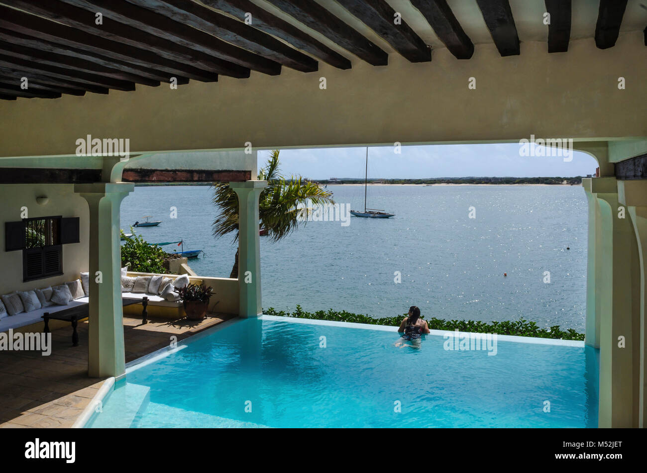"Beach House" ist das Ferienhaus von Prinzessin Caroline von Monaco. befindet sich auf der kleinen Insel Shela, angrenzende Insel Lamu im grösseren Lamu Arch Stockfoto