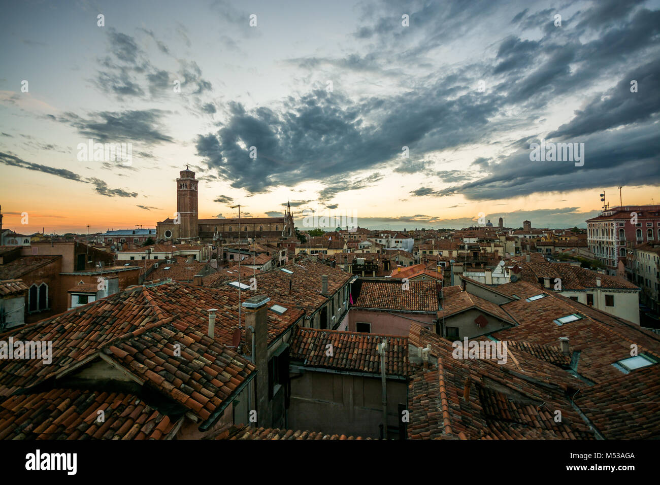 Einen schönen Sonnenuntergang/Sonnenaufgang mit Blick auf die wunderschöne Stadt Venedig, Italien, Europa venisia, 2016 Sommerurlaub Stockfoto