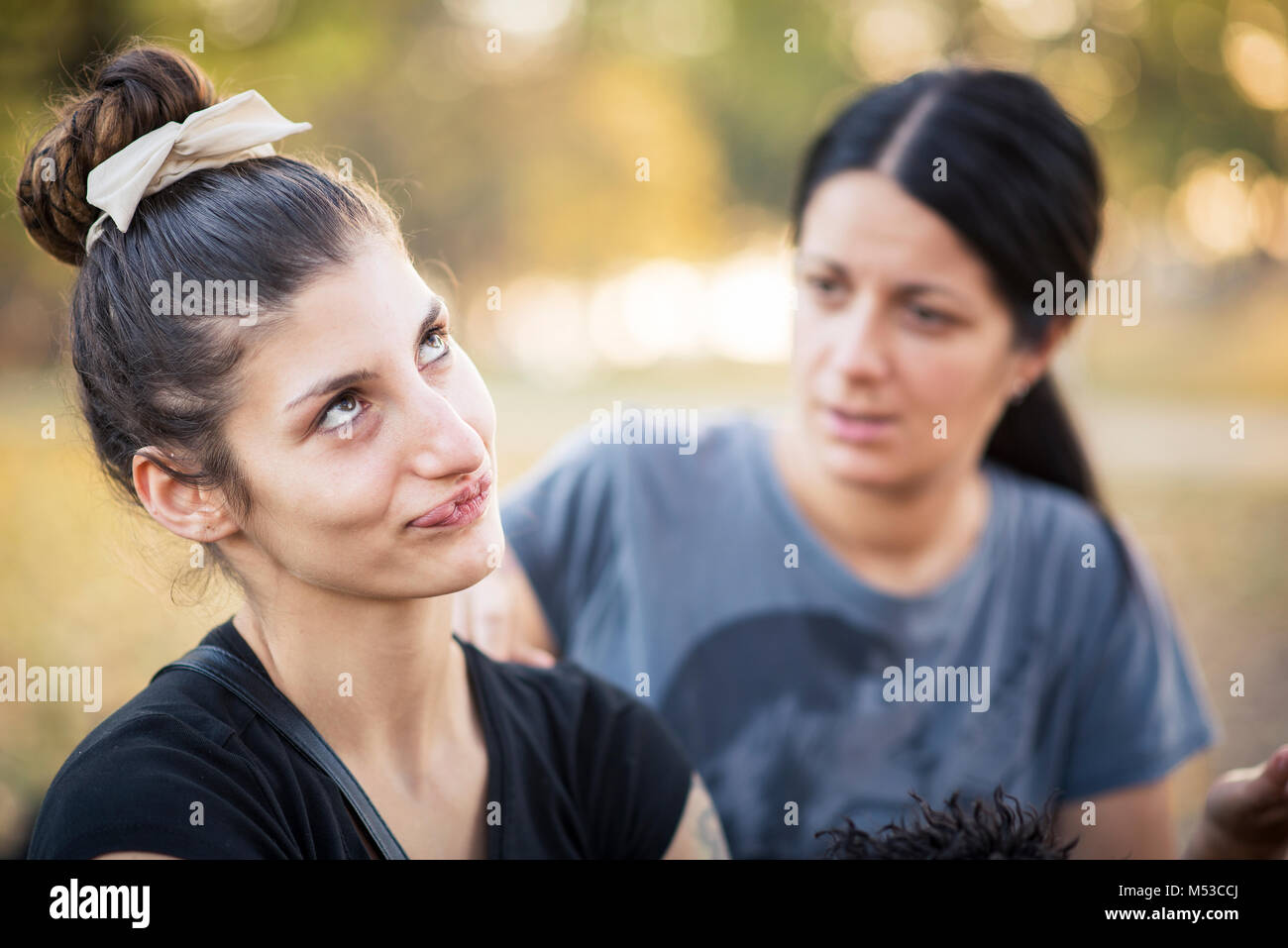 Zwei Frauen in einer Beziehung Problem Stockfoto